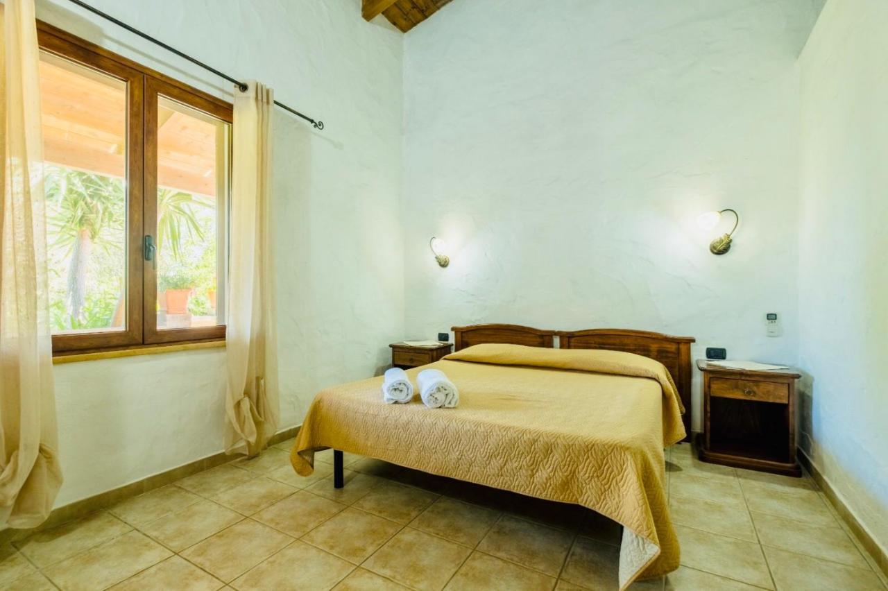 Agriturismo Il Paradiso Iglesias Exteriör bild